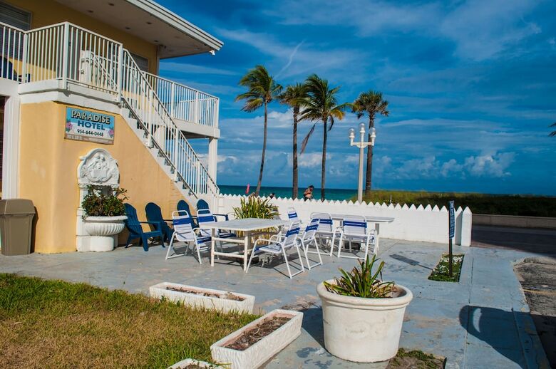 Hotel Paradise Oceanfront Hbh