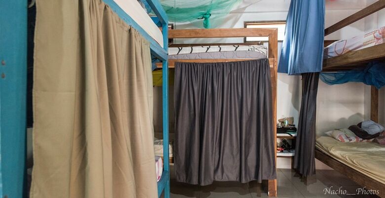 Hostal Footprints Homestay - Hostel - Adults Only