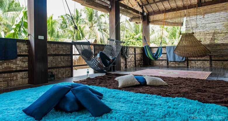 Hostal Footprints Homestay - Hostel - Adults Only
