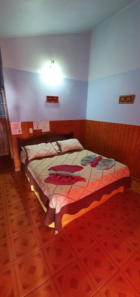Hostal Hostel Camping Mihinoa