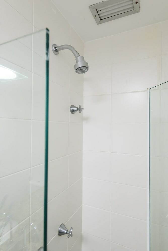 Omar Do Rio - Apartamento Cobr