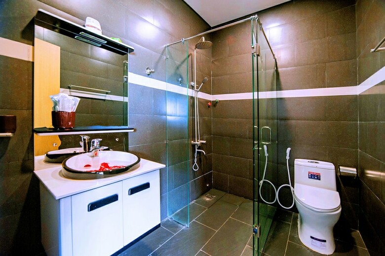 Thu Trang Beachfront Hotel