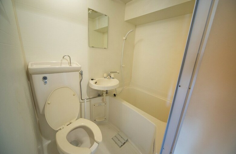 Hakata Apartment