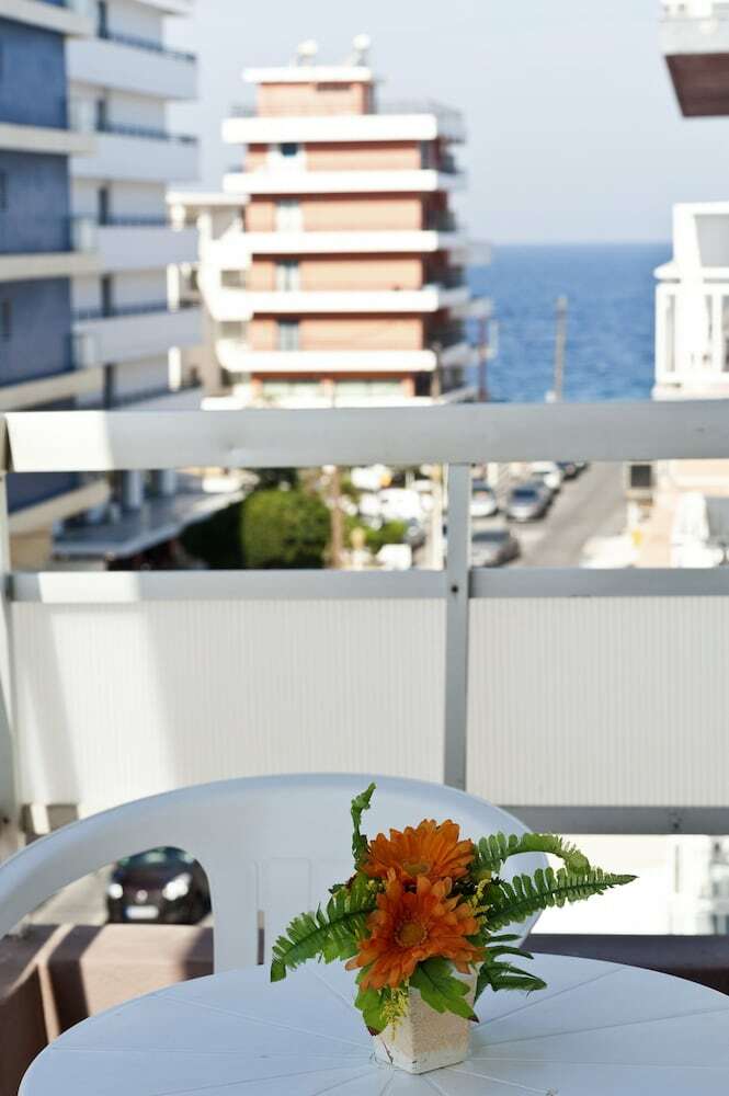 Amaryllis Hotel