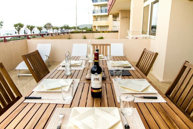 Apartamento Front De Mer