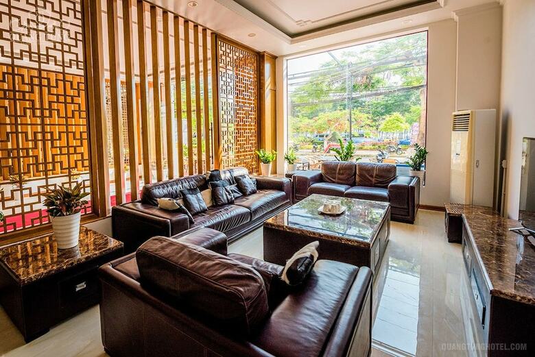 Quang Tung Hotel