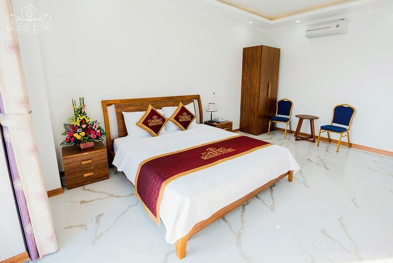 Quang Tung Hotel