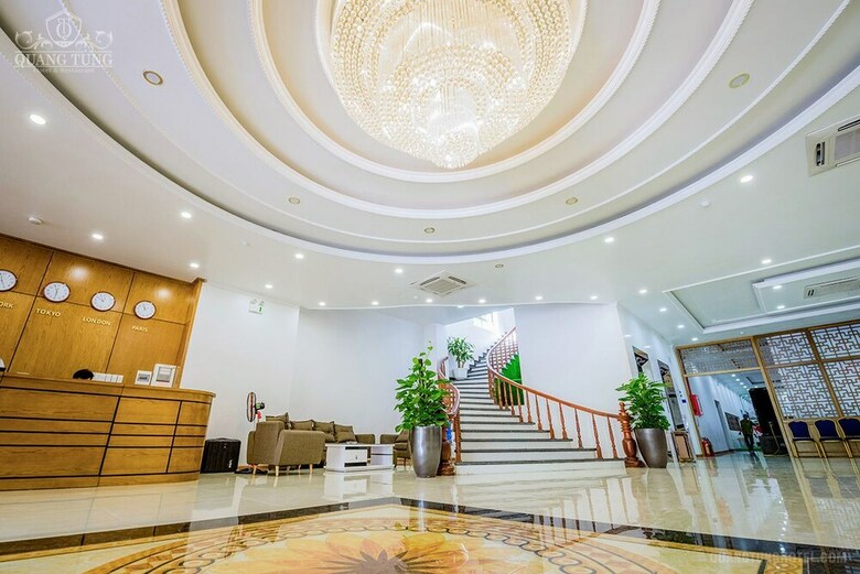 Quang Tung Hotel