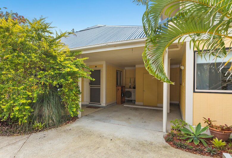 Hastings Cove Apartment
