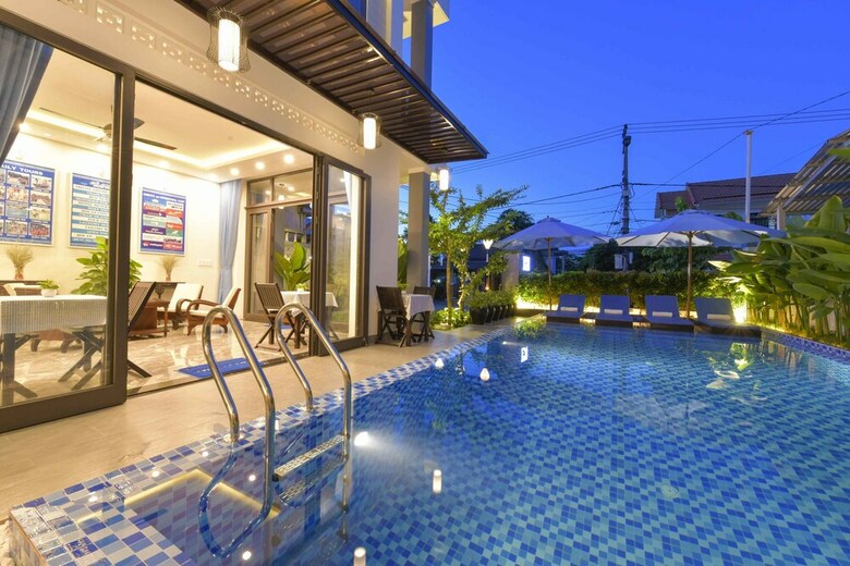 Hotel Island Town Villas