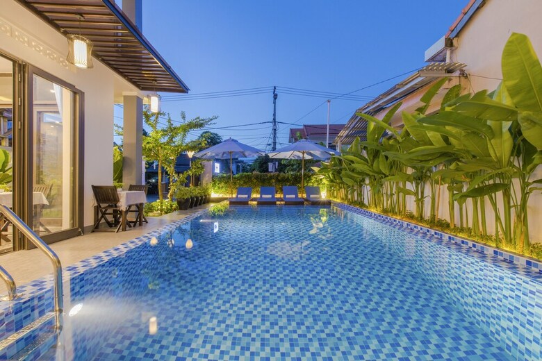 Hotel Island Town Villas