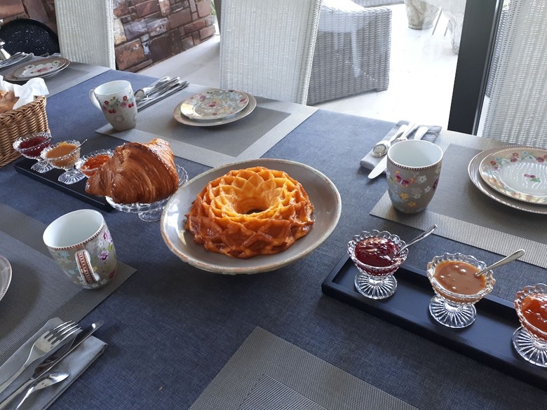 Bed & Breakfast A L'ombre Des Pins - Chambres D'h�tes