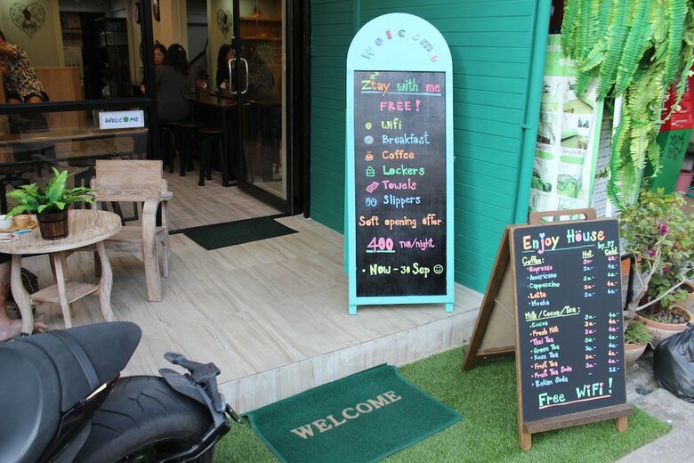 Hostal Enjoy House