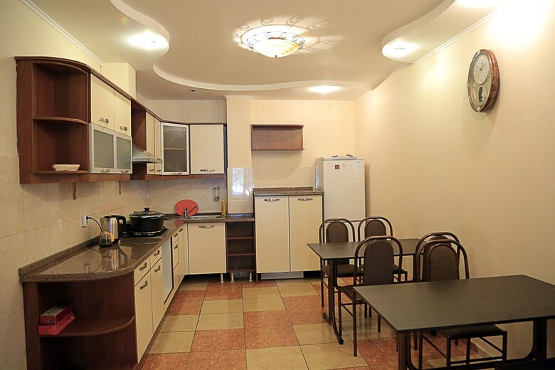 Hostal Champion Hostel