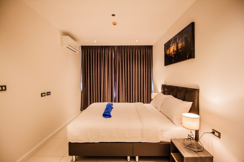 Apartamentos The Point Pratumnak By Psr