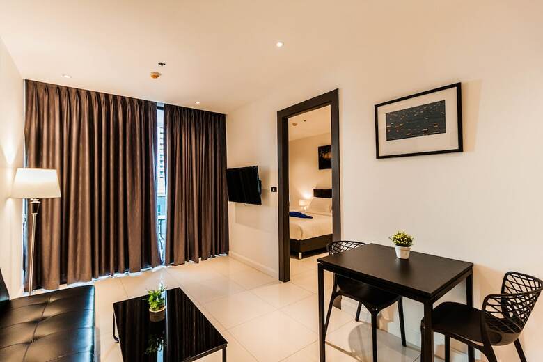 Apartamentos The Point Pratumnak By Psr