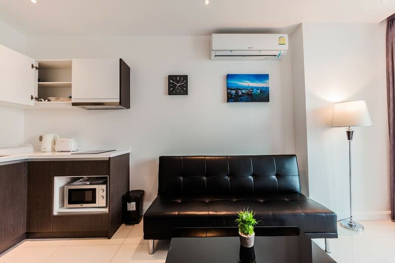 Apartamentos The Point Pratumnak By Psr