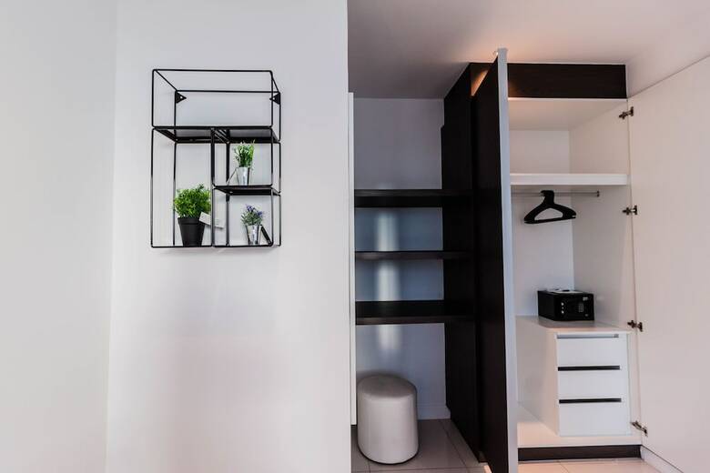 Apartamentos The Point Pratumnak By Psr