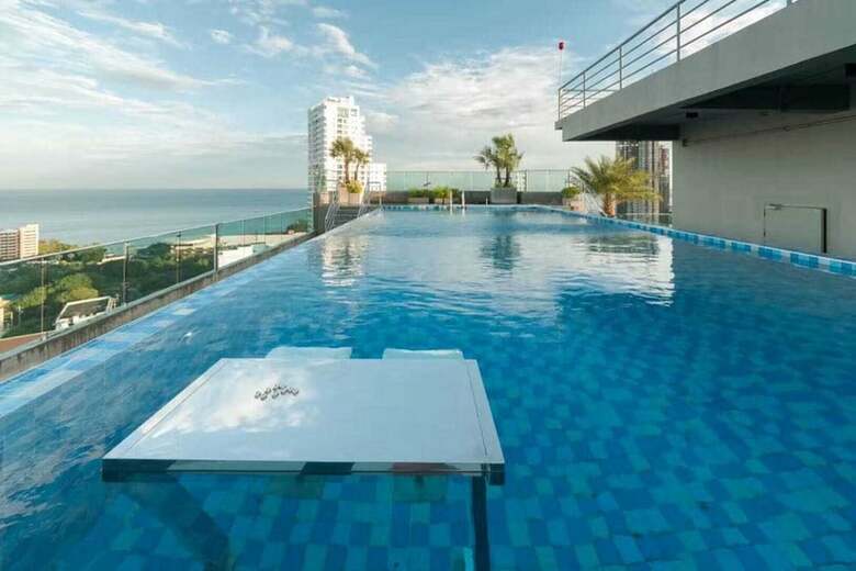 Apartamentos The Point Pratumnak By Psr