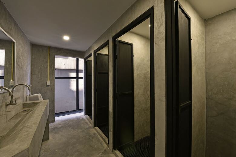 Hostal 248 Street Hostel