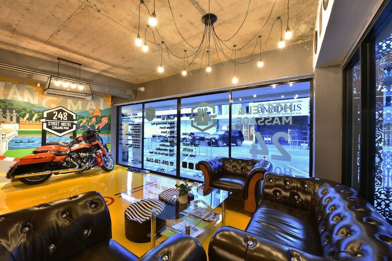 Hostal 248 Street Hostel