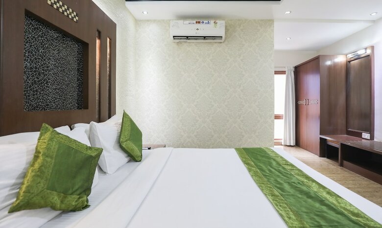 Hotel Treebo Select Grand Premier Suites