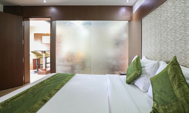 Hotel Treebo Select Grand Premier Suites