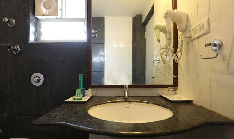 Hotel Treebo Select Grand Premier Suites