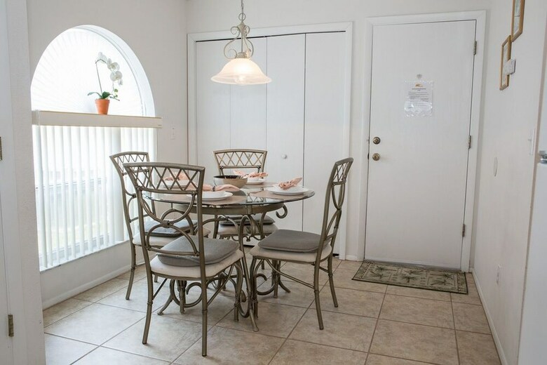 Ip60195 - Hampton Lakes - 3 Bed 2 Baths Villa
