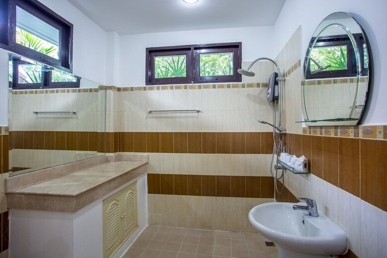 Apartamentos Brodie Rawai Resort