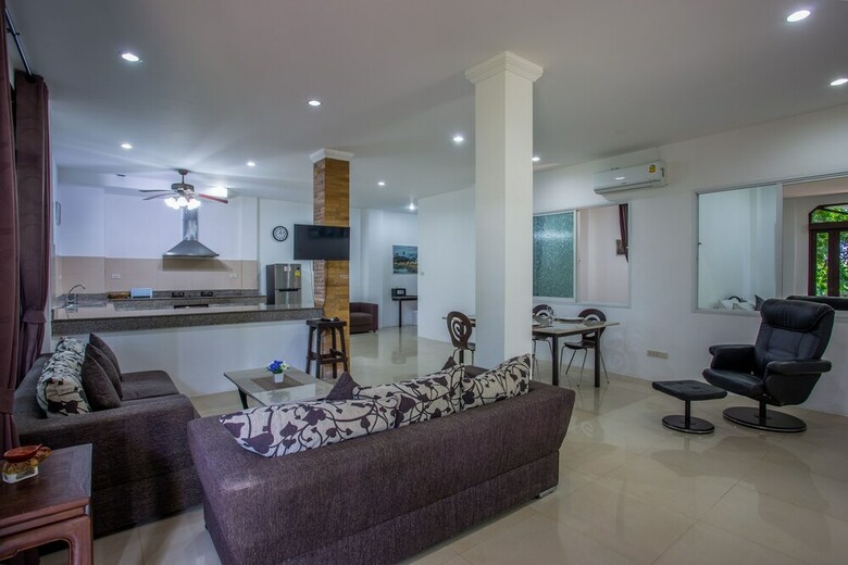 Apartamentos Brodie Rawai Resort