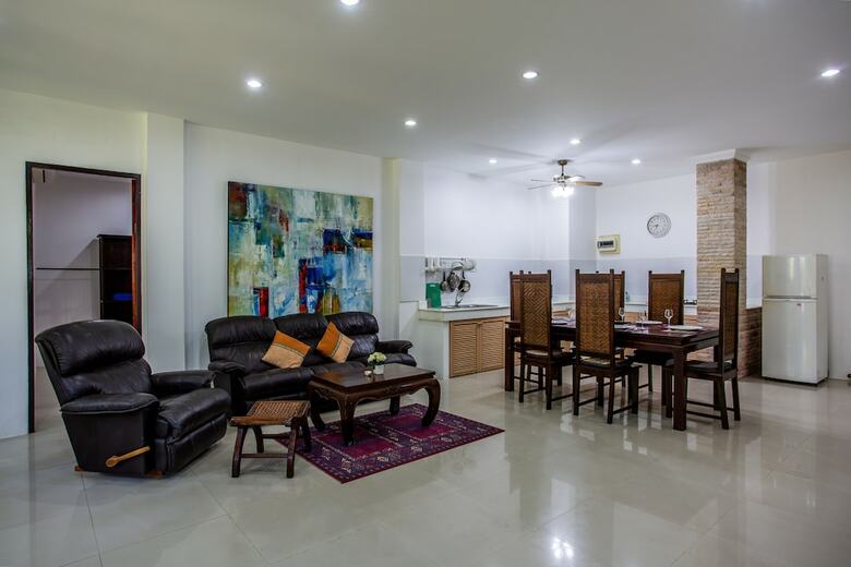 Apartamentos Brodie Rawai Resort