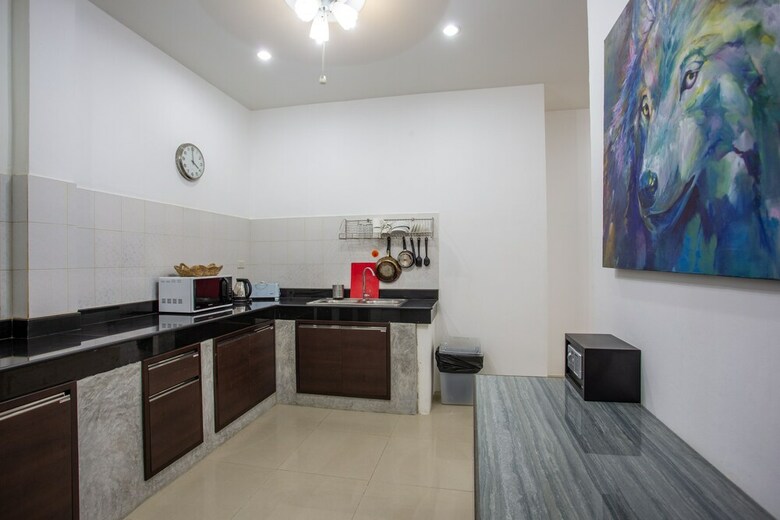 Apartamentos Brodie Rawai Resort