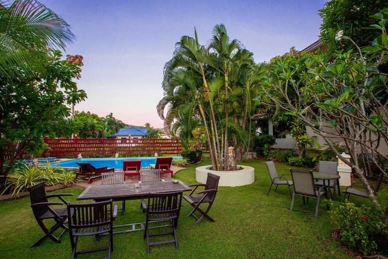 Apartamentos Brodie Rawai Resort