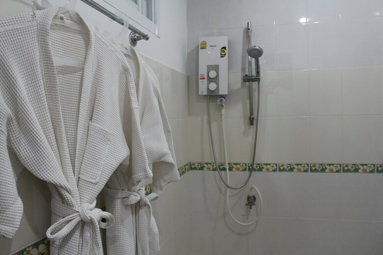 Apartamentos Brodie Rawai Resort