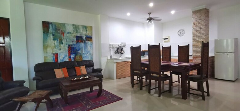 Apartamentos Brodie Rawai Resort