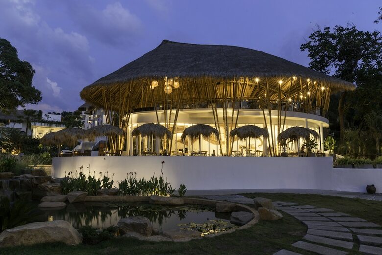 Hotel Eden Beach Resort And Spa
