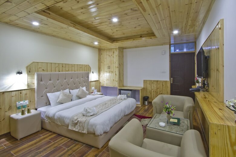 Hotel Himalyan River And Camps