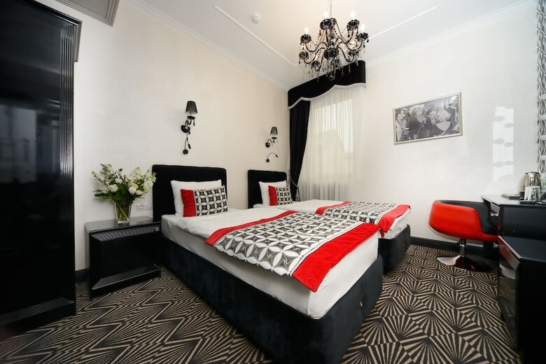 Art Hotel Sofit