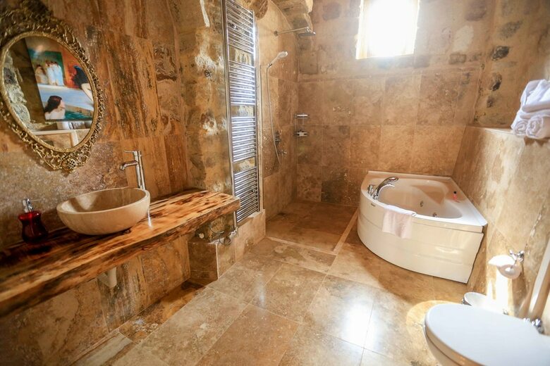 Hotel Ab-u Hayat Cave Suites