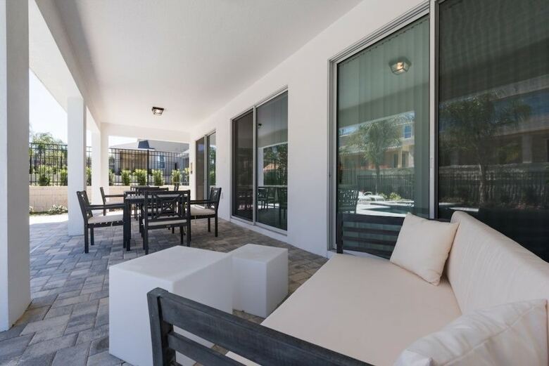 Je59002 - The Encore Club Resort - 9 Bed 8.5 Baths Villa