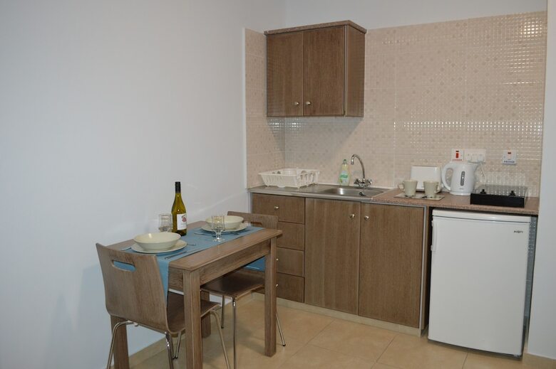 Millie's Apartments
