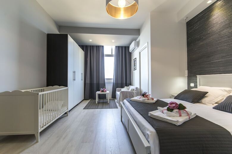 B&B Mir�