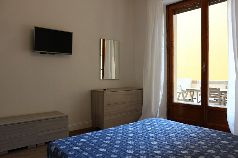 Art Apartment Stazione B