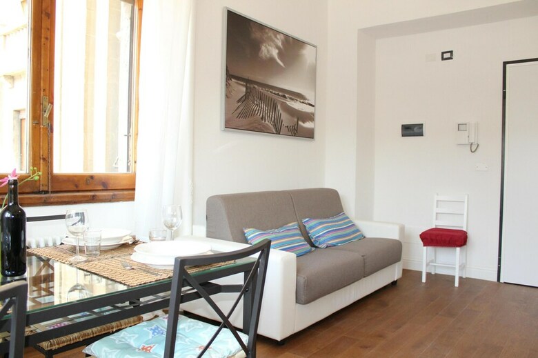 Art Apartment Stazione A