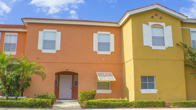 Ip60347 - Lake Berkley - 3 Bed 2.5 Baths Townhome