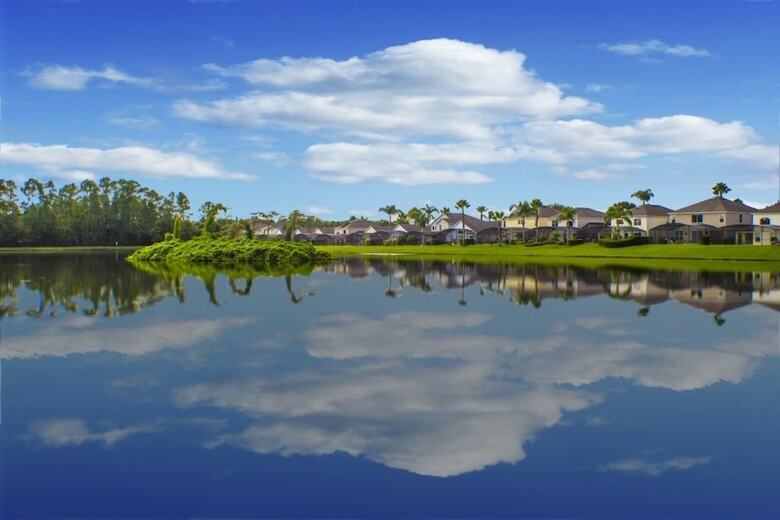 Ip60347 - Lake Berkley - 3 Bed 2.5 Baths Townhome
