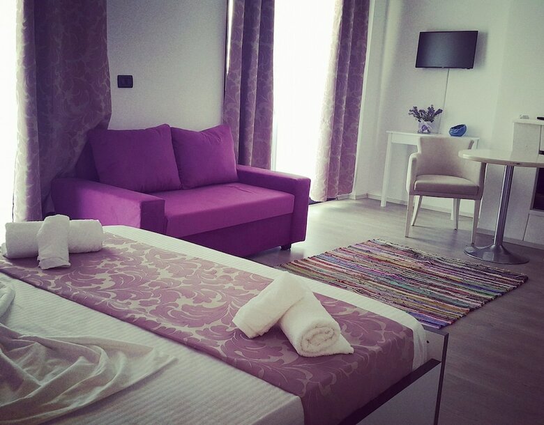 Viola Garden Hotel