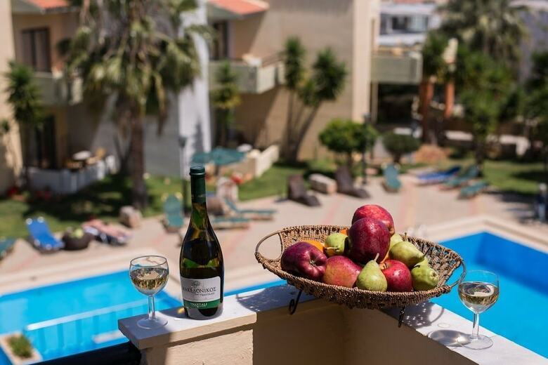 Aparthotel Nireas Hotel