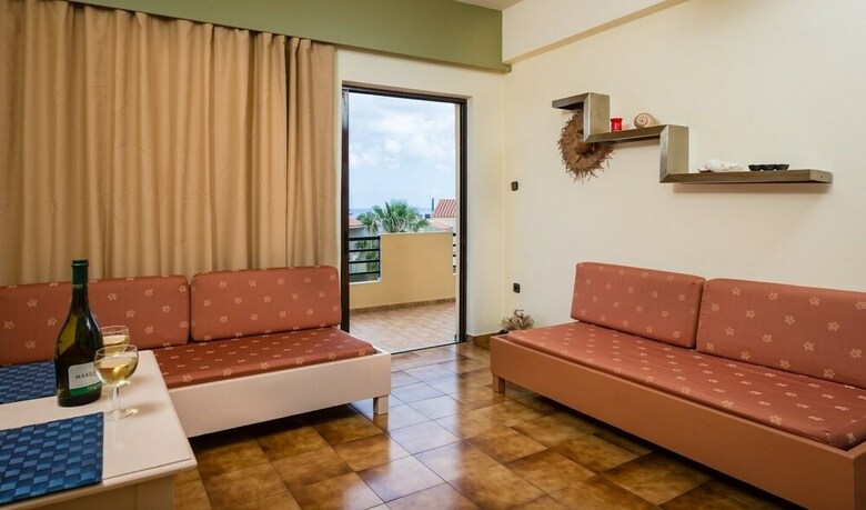 Aparthotel Nireas Hotel